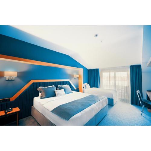 Roof 264 Hotel & Suites
