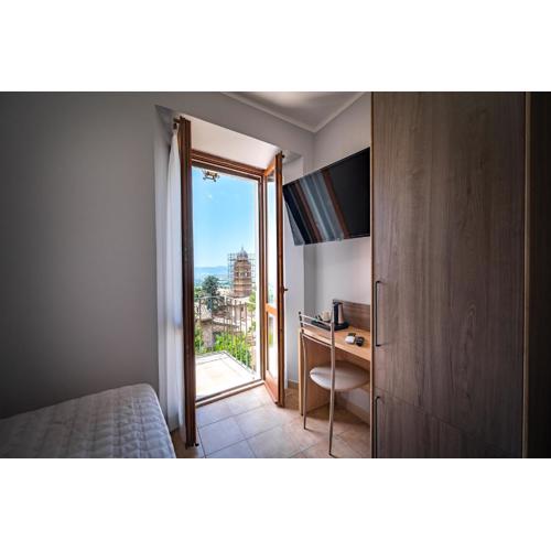 Roof Garden Rooms