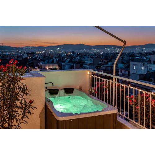 Rooftops of Athens - Vathi Studio Jacuzzi & View