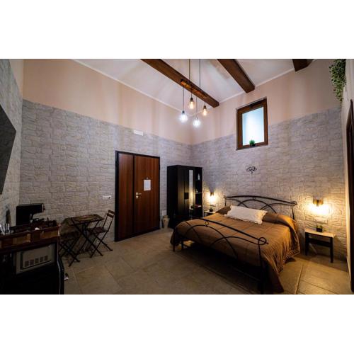 Room-Antica