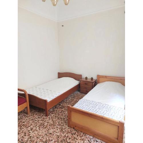 Room for 2 in a dormitory 5\