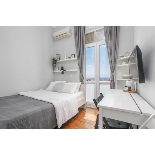 Room Gloria