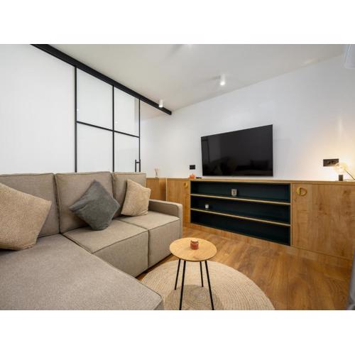 Room in an apartment in central location