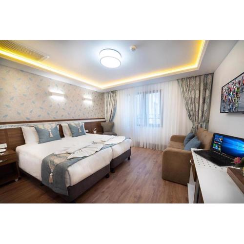 Room in Guest room - Lika Hotel - Standard Double or Twin Room in Istanbul