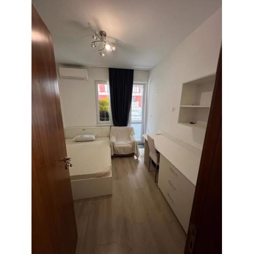 Room in Heart of Varna