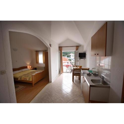 Room in Studio - Studio Apartment 3, first floor