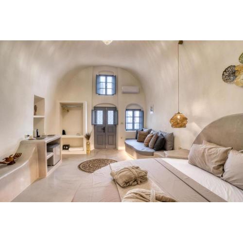 Room in Villa - Panoramic Villa in Akrotiri with Stunning Views