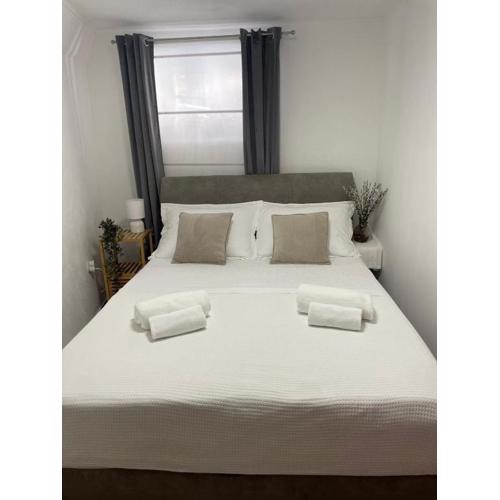 Room Jakov