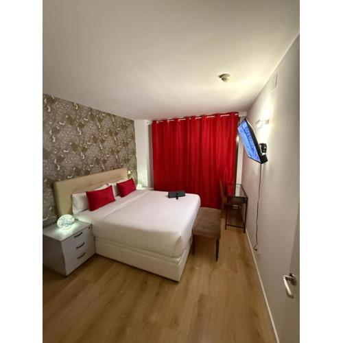 Room plaza