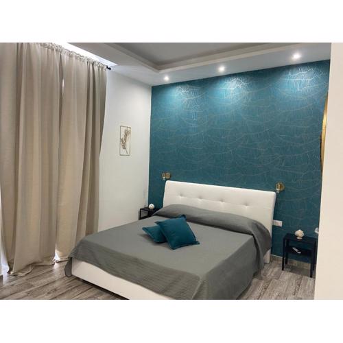 Room27