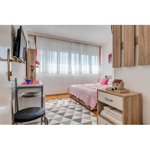 Rooms Alijev