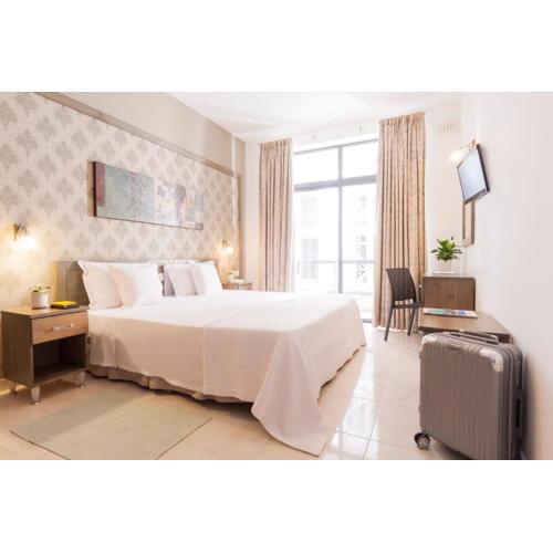 ROOMS by Alexandra Hotel