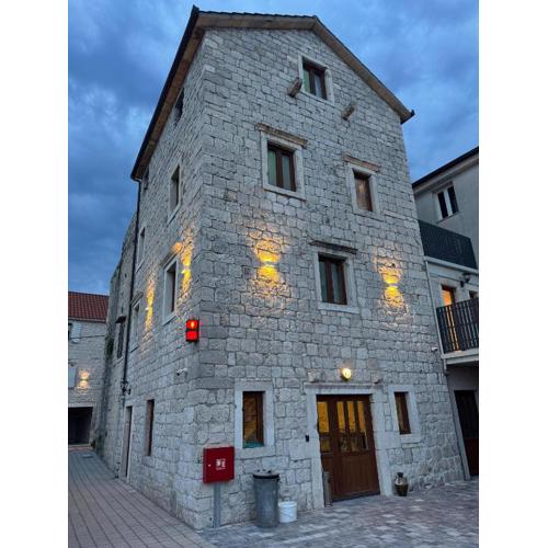 Rooms Malo more Trogir