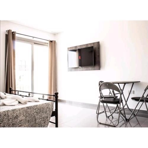 Roomy Studio - stone throw away to Nissi Beach!