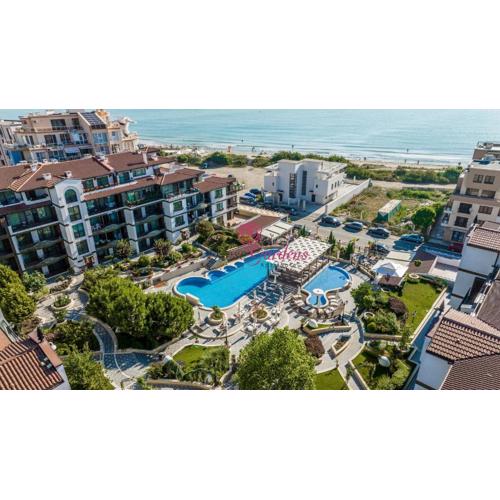 Rose Gardens Apart Hotel