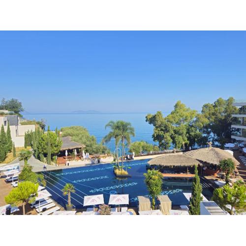 Rose Luxury Apartment Vlore, full sea view !