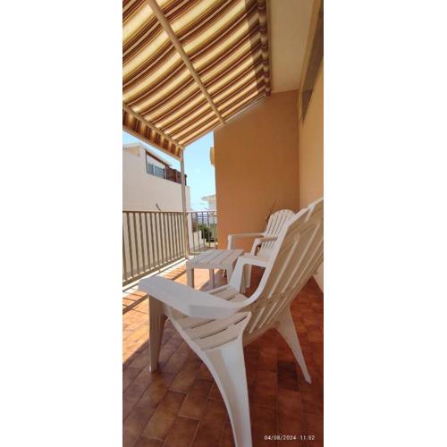 Rosso Corallo House