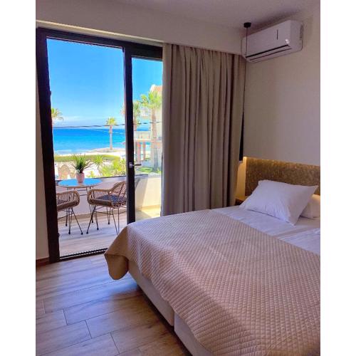 Roula Kotsonis Superior Apartment
