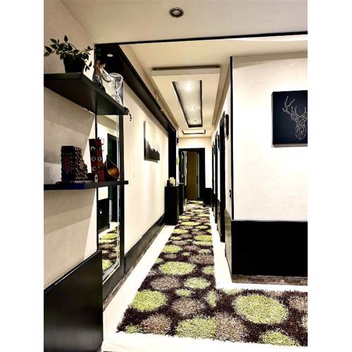 Royal apartment for family rent, 6 October