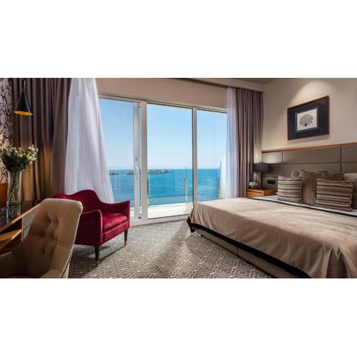 Royal Ariston Hotel