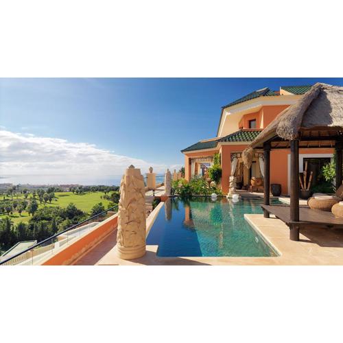 Royal Garden Villas, Luxury Hotel