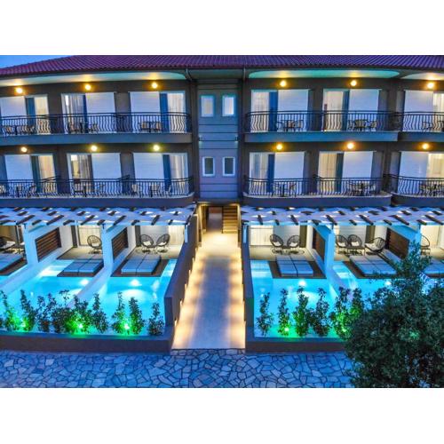 Royal Hotel and Suites