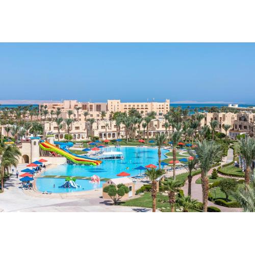 Royal Lagoons Resort & Aqua Park Families and Couples Only