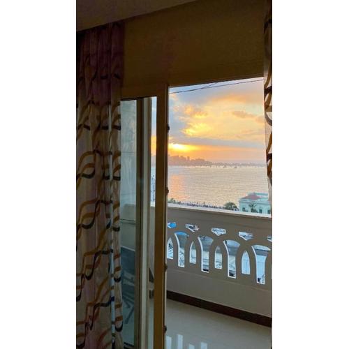 Royal Luxury Apartment with Gorgeous Sea View