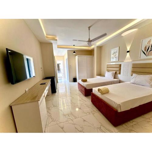 Royal Nile Suites - Nile View Suite 2