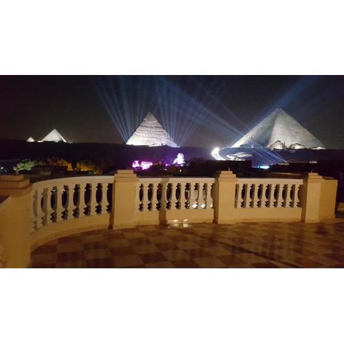 Royal Pyramids Inn