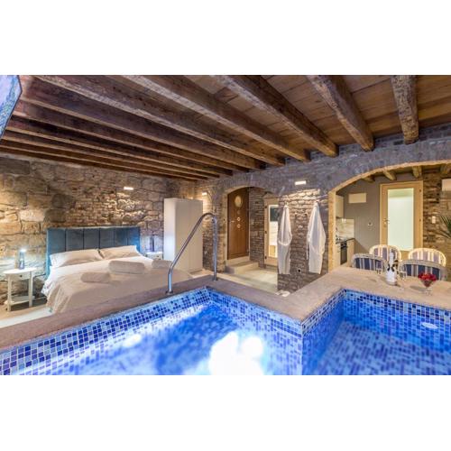 ROYAL SPA-LATUM APARTMENT