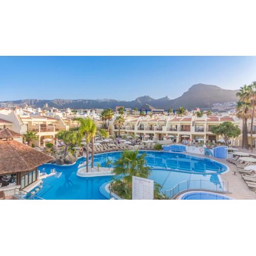 Royal Sunset Beach Club