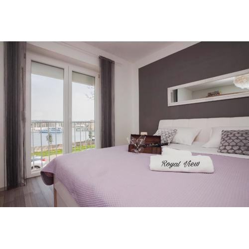 Royal View Apartment