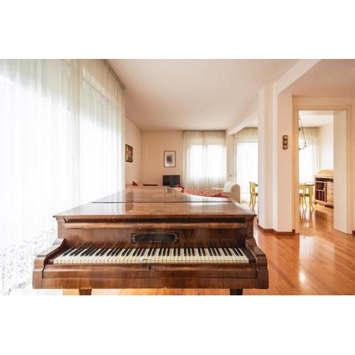 Royale Melody Apartment in Ravenna - near city centre