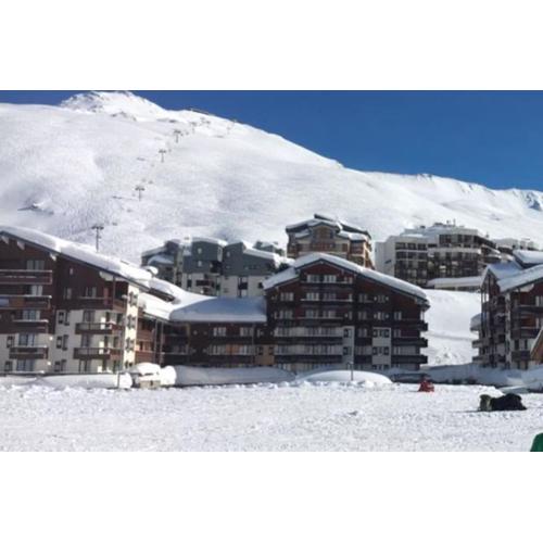 RPP B95- Tignes Val Claret skis aux pieds départ Gde Motte