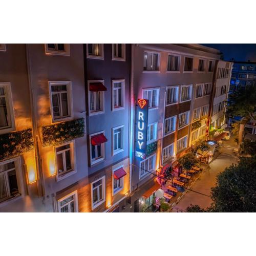 Ruby Hotel