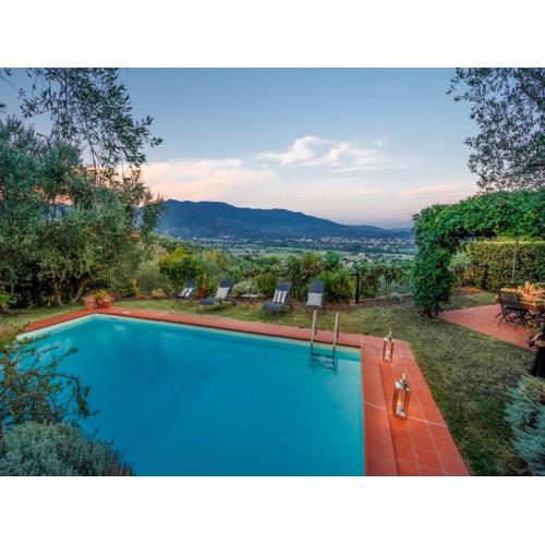 Rustic Elegance in the Heart of Tuscany