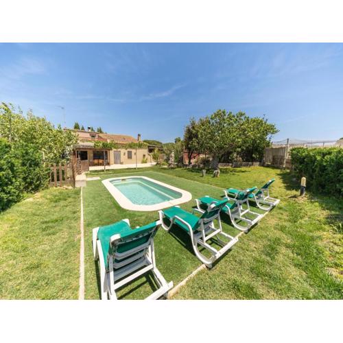 Rustic style villa near Pyrenees beach