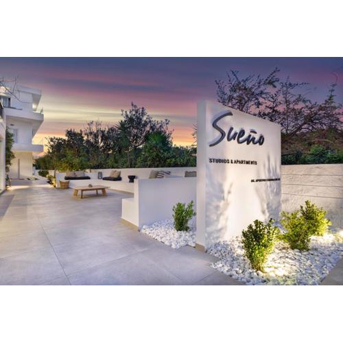 s u e ñ o - studios and apartments, with shared pool