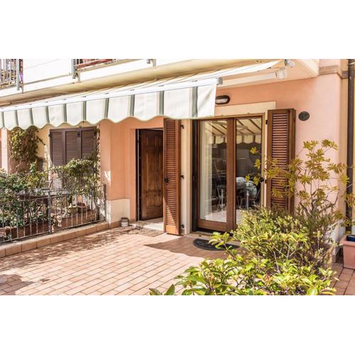 S289 - Sirolo, delizioso bilocale con portico