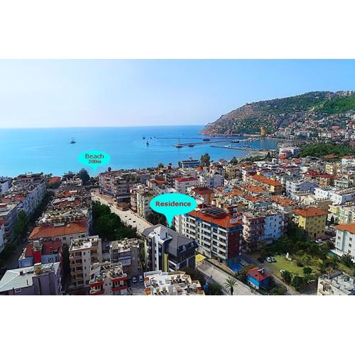 SA Apartments! 1BD Flat 200m to the Beach!