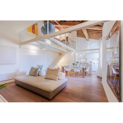 Sabrina, Modern 3 Bedrooms Apartment with Elevator