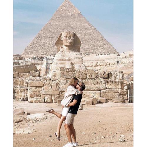 Safari pyramids view inn