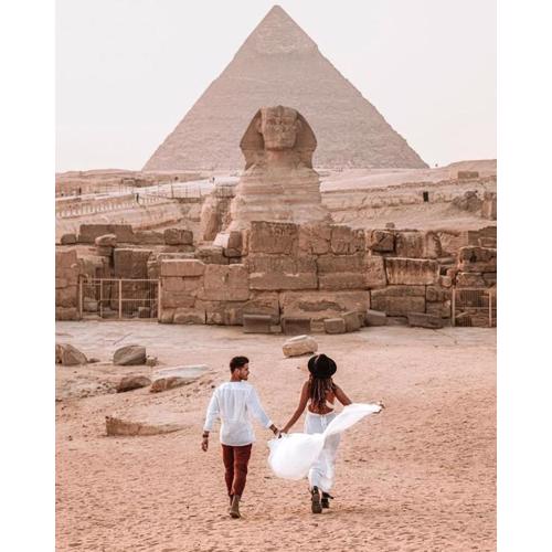 Safari pyramids view