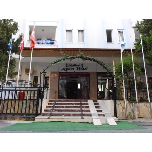 Sailor Apart Hotel