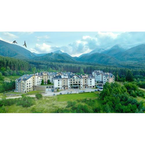 Saint George Palace Aparthotel
