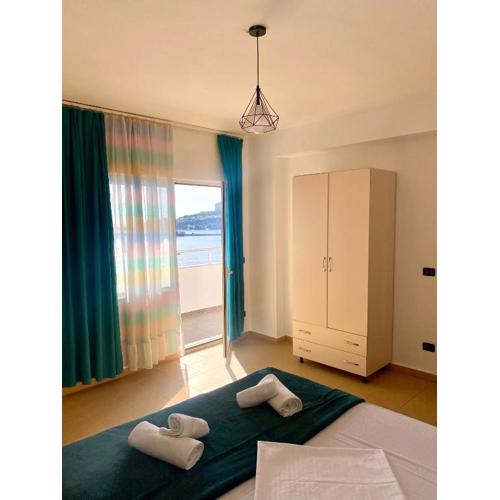 Saint Gin Apartment