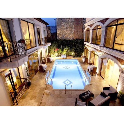 Saint John Hotel