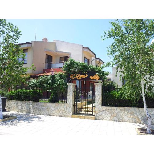 Saint Stefan Villas