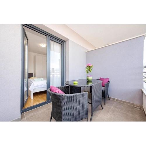 S`akvarel 7 - new & modern studio